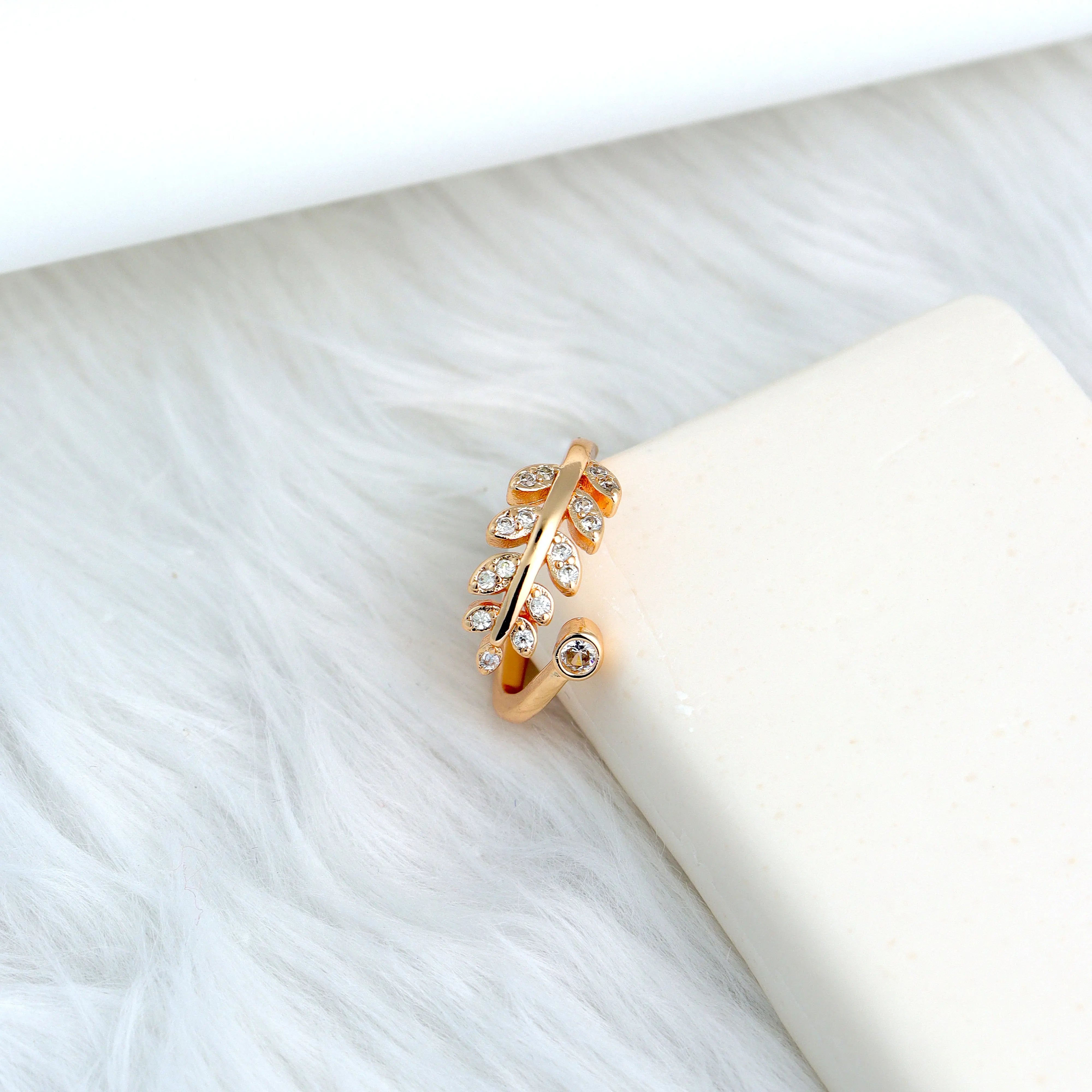 Classic Golden Leaf Ring - Own It Pure